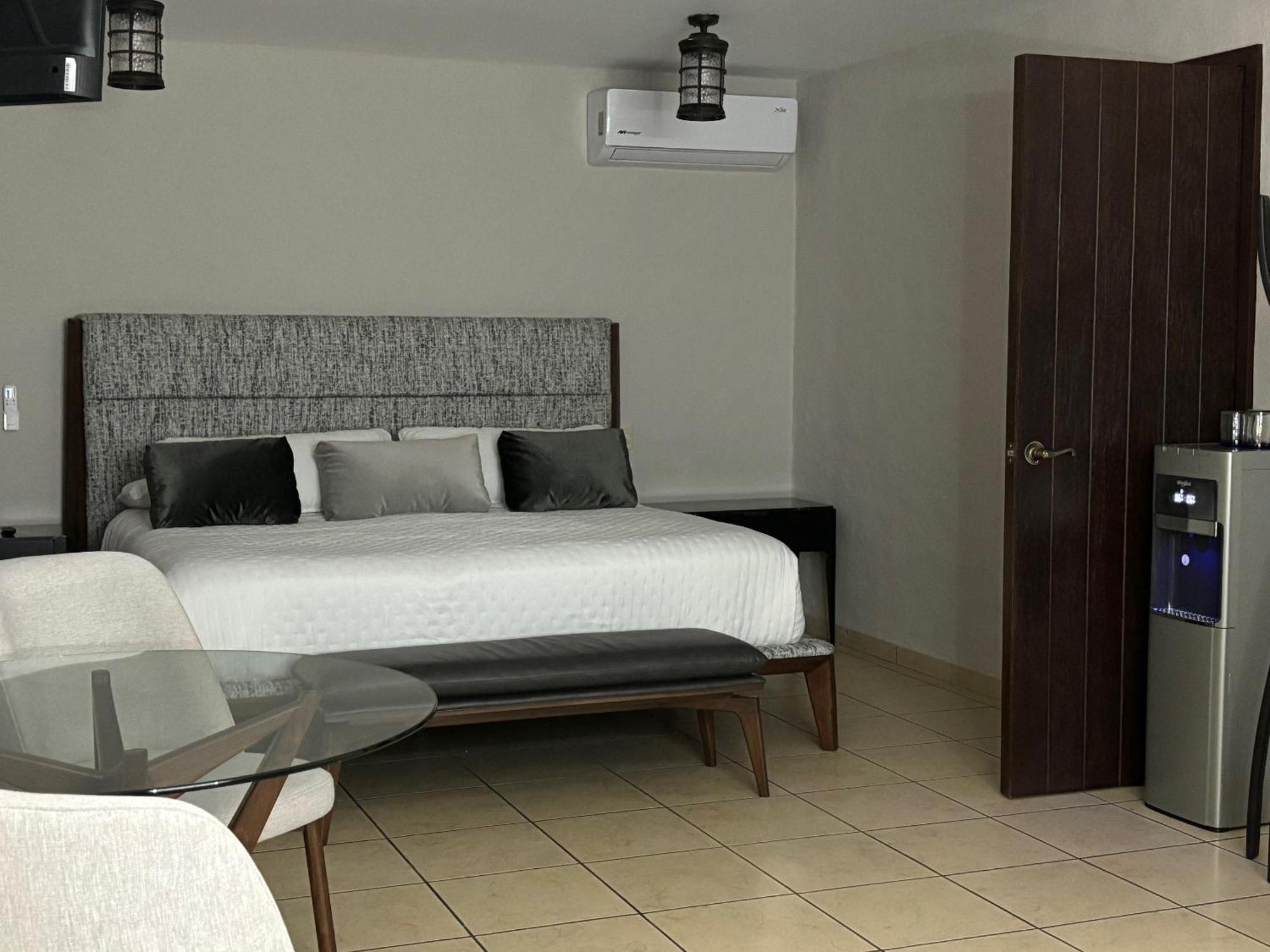 Quinta Don Jose Boutique Hotel Tlaquepaque Værelse billede
